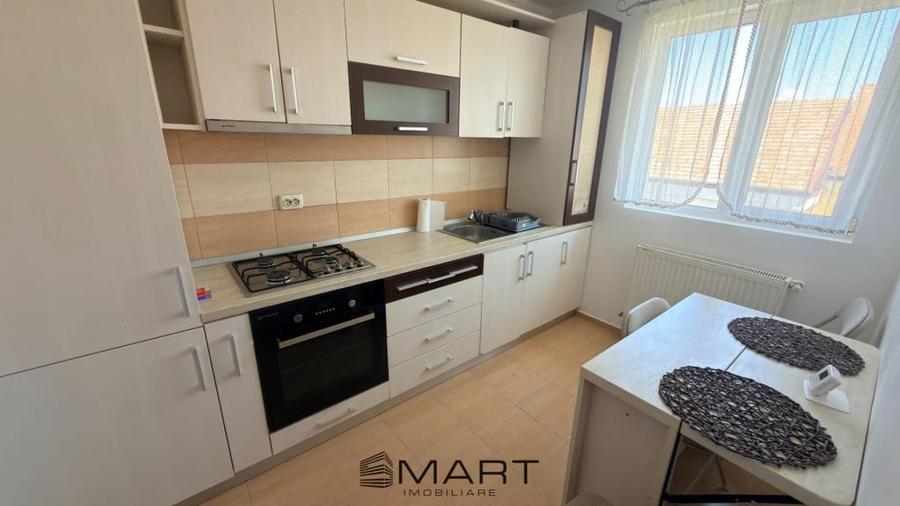 Apartament cu 2 camere semidecomandat în Calea Dumbrăvii