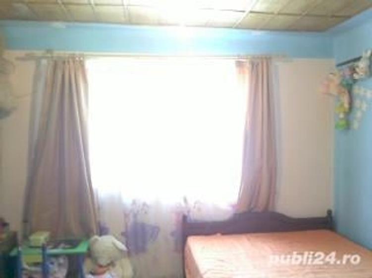 Casă cu 5 camere cu Teren 964 Mp în Pleașa