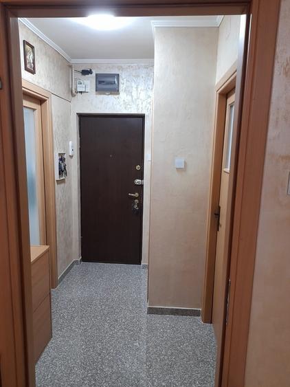 Garsonieră decomandată în Drumul Taberei