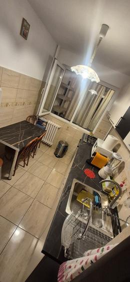 Apartament cu 2 camere semidecomandat în Alexandru Obregia