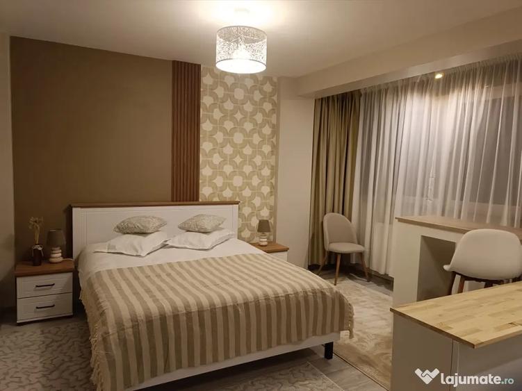 Garsonieră decomandată în Ipotești