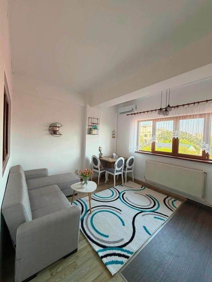 Apartament cu 3 camere decomandat în Tătărași