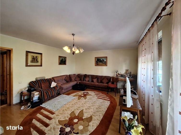 Casă cu 4 camere în Ultracentral