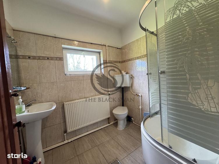 Casă cu 4 camere cu Teren 3117 Mp în Dumbrăvești