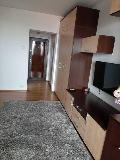 Garsonieră semidecomandată în Berceni