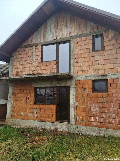 Casă cu Teren 300 Mp în Zădăreni