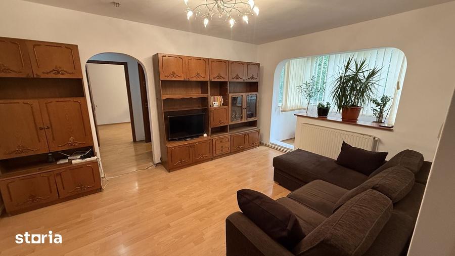 Apartament cu 2 camere în Tractorul