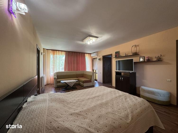 Casă cu 4 camere în Fulga