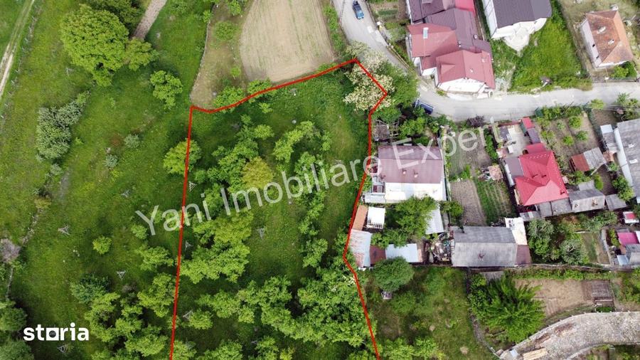 Teren de 2611 mp, în Curtea de Argeș