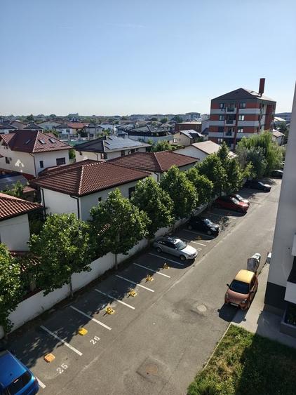 Apartament cu 3 camere decomandat în Chiajna