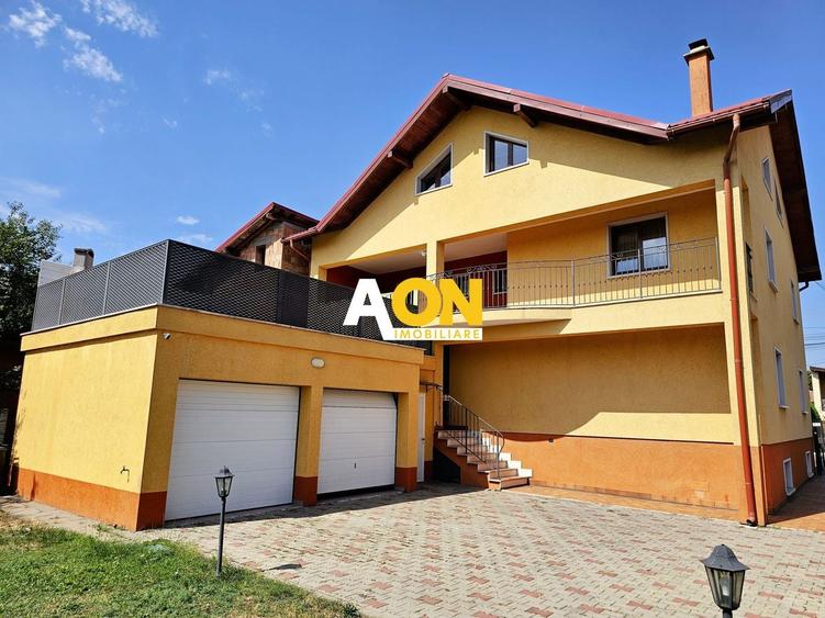 Casă individuală cu 7 camere cu Canalizare în Central