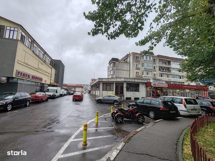 Spațiu comercial, de 55 mp, în Central