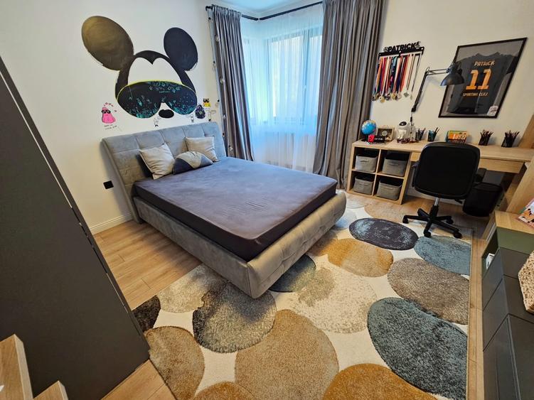 Duplex cu 4 camere cu Teren 305 Mp în Dâmbul Rotund
