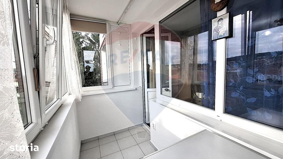 Apartament cu 2 camere decomandat în Central