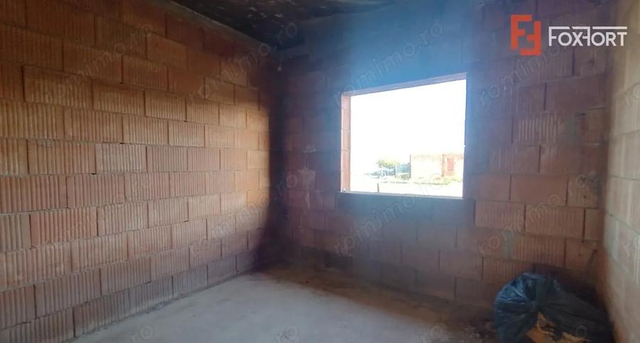 Casă cu 4 camere cu Teren 499 Mp în Becicherecu Mic