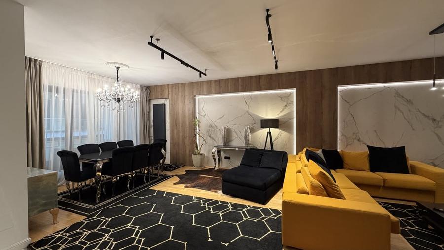 Apartament cu 4 camere semidecomandat în Herăstrău