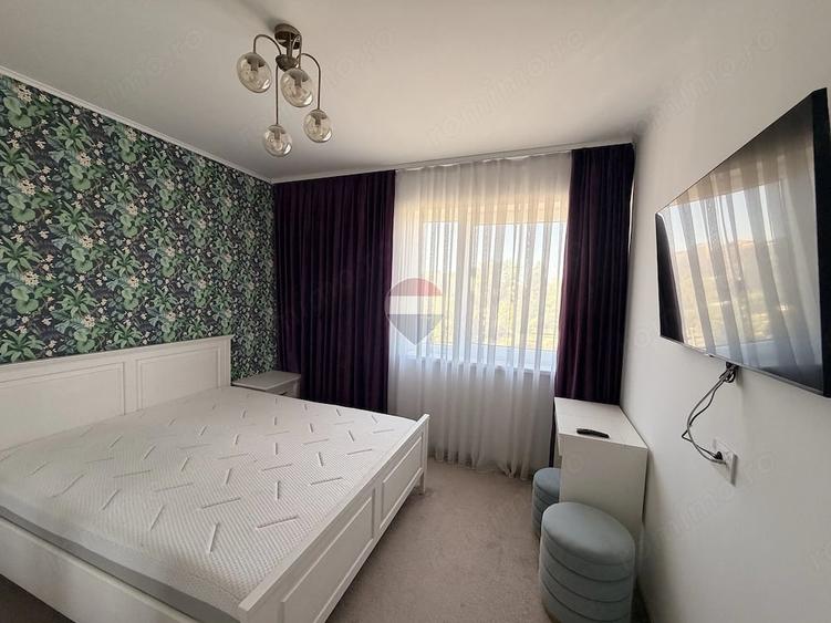 Apartament cu 3 camere decomandat în Orașul Nou