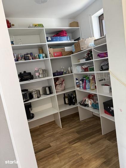 Casă cu 4 camere cu Teren 600 Mp în Central