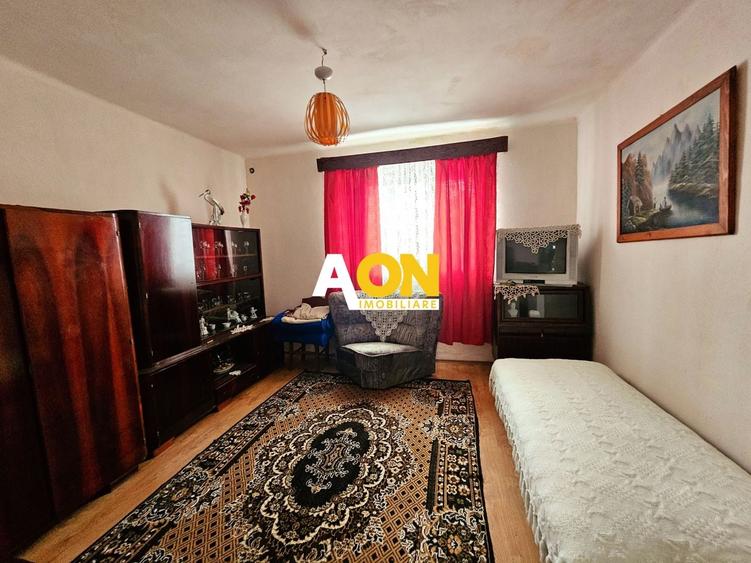 Casă individuală cu 3 camere cu Canalizare în Vințu de Jos