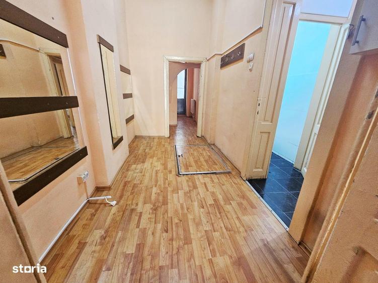 Spațiu comercial, de 78 mp, în Central