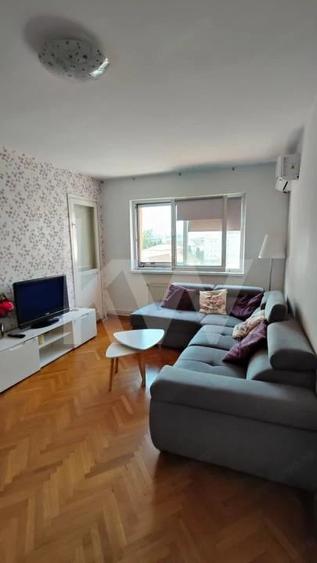 Apartament cu 3 camere de inchiriat Vasile Aaron, mobilat, bloc cu lift - 8