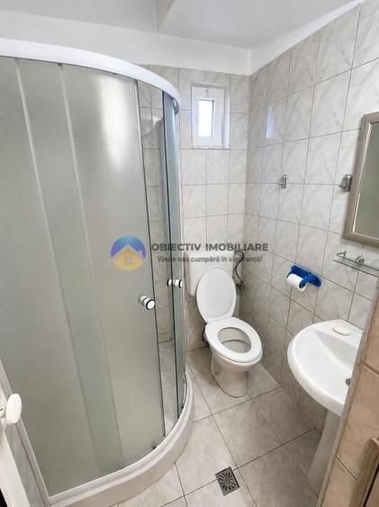 Apartament cu 2 camere semidecomandat în Mărăței