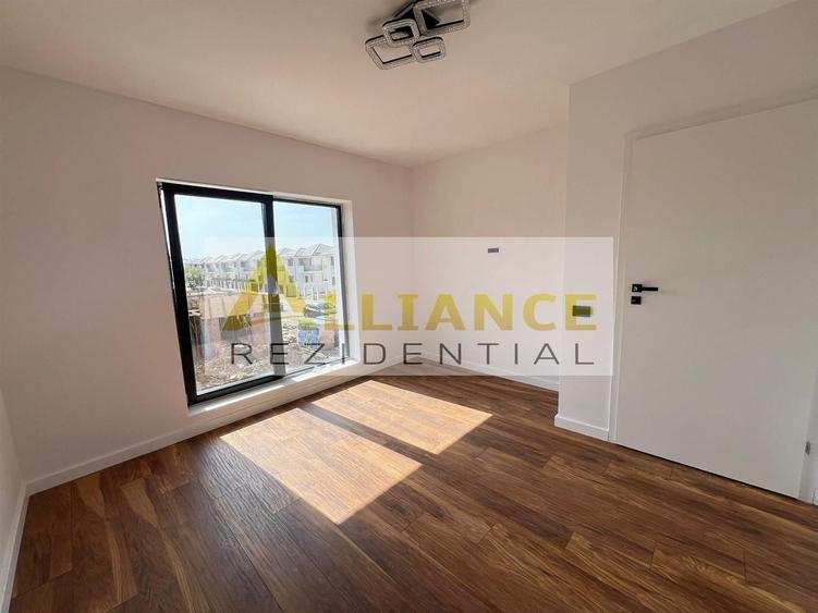Vila Individuala  - 4 camere - 3 bai-teren -320-600 M de STV - 16