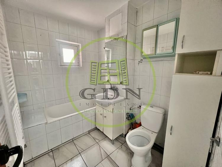 Apartament cu 2 camere decomandat, mobilat în Rovine