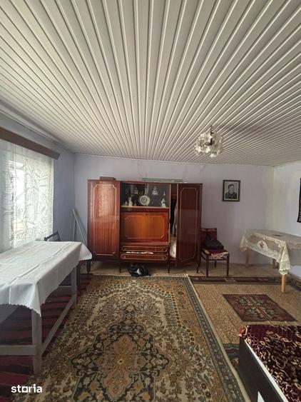 Casă cu 3 camere cu Teren 1000 Mp în Central