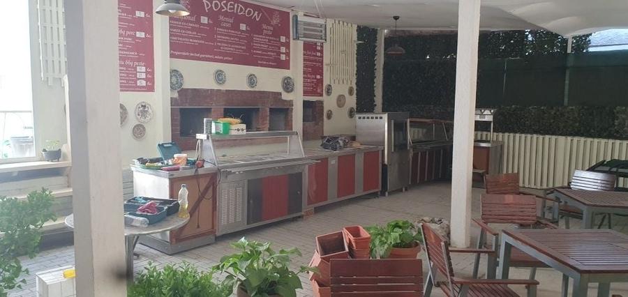 Schimb terasa restaurant zona camping Lebada Navodari tabara cu auto rulota echipata cu avize la zi (dsp,dsv)aut.funct.,itp valabil - 4