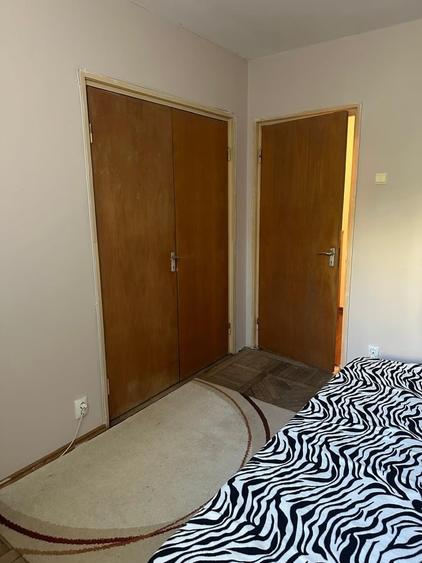 Apartament cu 4 camere decomandat în Titan