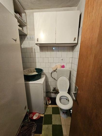 Apartament cu 4 camere decomandat, mobilat în Central