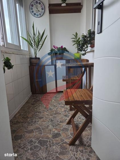 Apartament cu 2 camere decomandat în Calea București