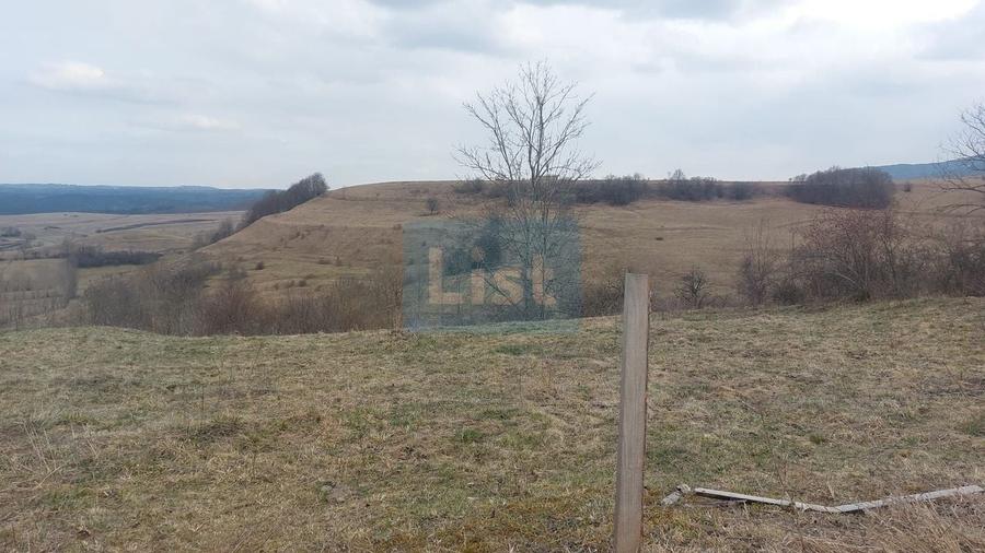 Casă cu 2 camere cu Teren 2295 Mp în Mărgău