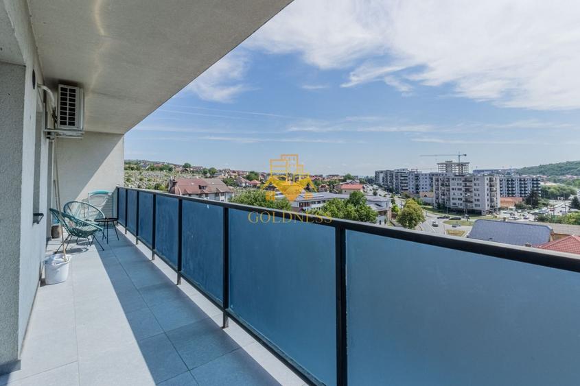 Apartament cu 3 camere semidecomandat, mobilat în Dâmbul Rotund