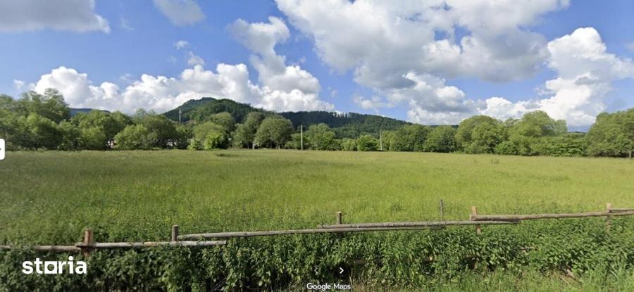 Teren de 4000 mp, în Cheia