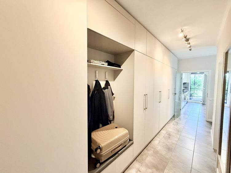 Apartament cu 2 camere decomandat, mobilat în Lipovei
