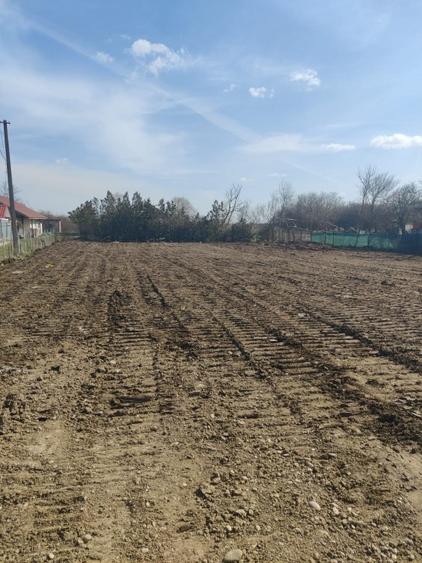 Teren Construcții intravilan de 700 mp, în Crevedia