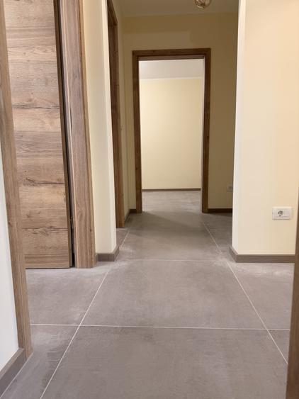 Apartament cu 3 camere decomandat în Complex Studențesc