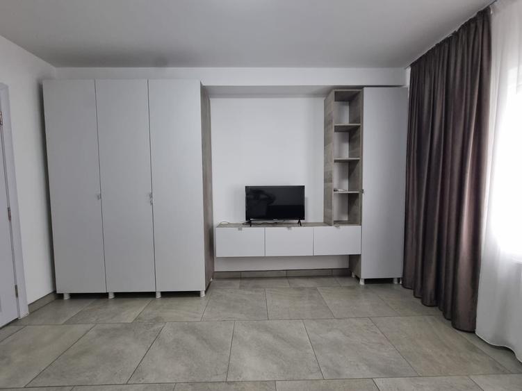 Garsonieră semidecomandată în Berceni