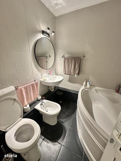 Apartament cu 2 camere decomandat în Rahova