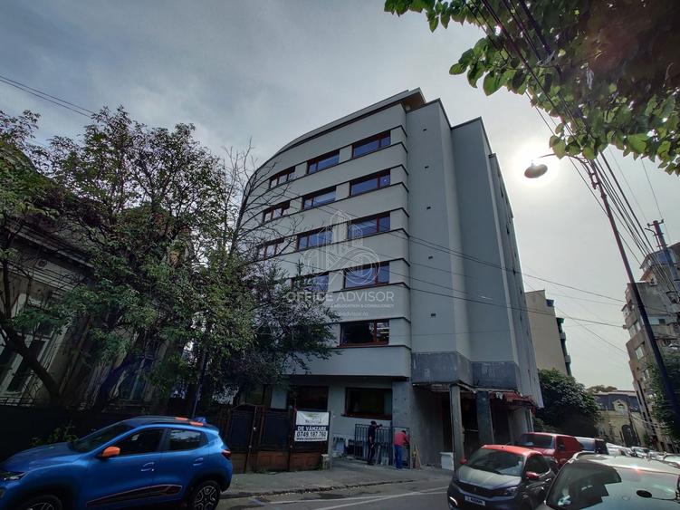 Birou, de 308 mp, în Grădina Icoanei