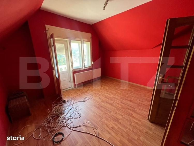 Casă cu 4 camere în Central