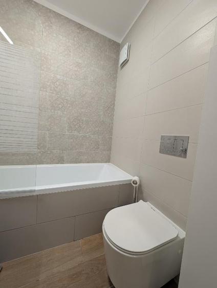 Apartament cu 2 camere semidecomandat, mobilat în Pajura