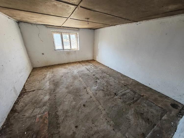 Casă cu Teren 1988 Mp în Central