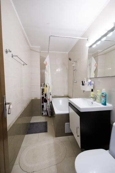 Apartament cu 2 camere decomandat, mobilat în Vitan Mall