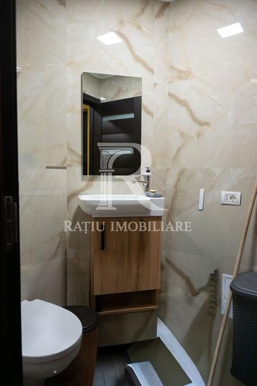 Apartament cu 3 camere decomandat, mobilat în Rogerius