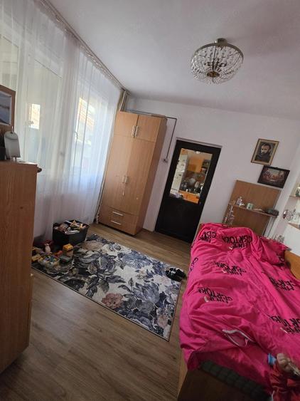Casă cu 3 camere cu Teren 48 Mp în Poștei - Bucov