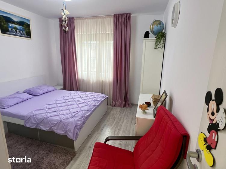 Apartament cu 3 camere decomandat în Dobroești