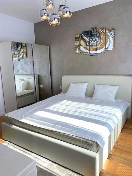 Apartament cu 3 camere decomandat, mobilat în Băneasa